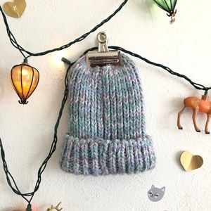 (SOLD) Pastel + Gray mix F21 beanie